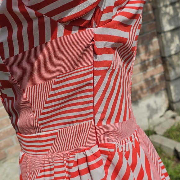 EVELYN geometric print dress - Picture 6 of 9